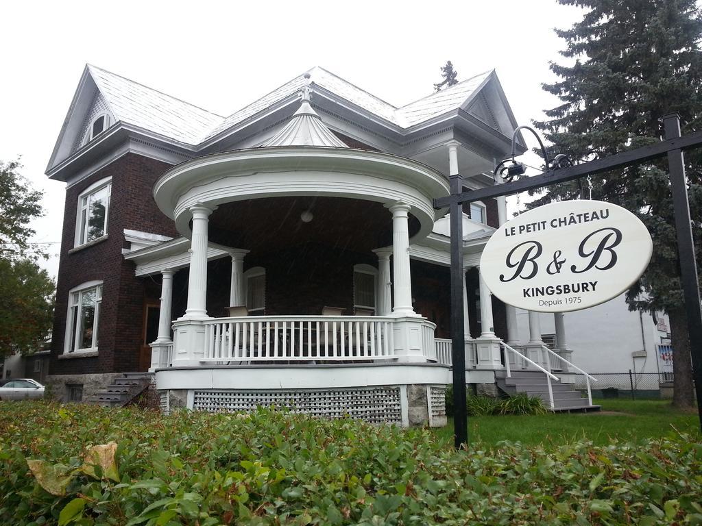 Le Petit Chateau Montebello B&B Kültér fotó
