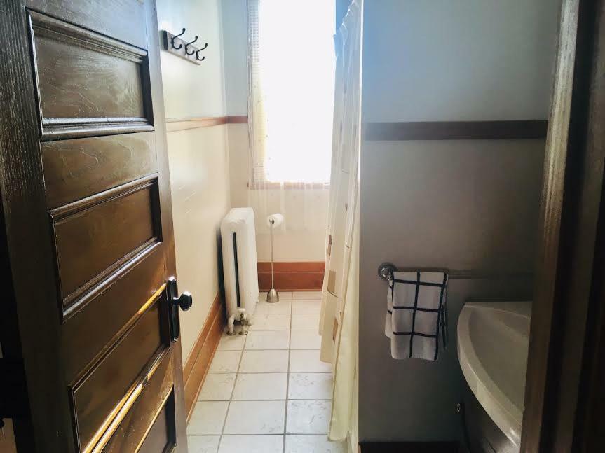 Le Petit Chateau Montebello B&B Kültér fotó