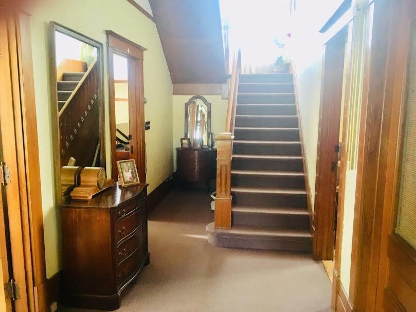 Le Petit Chateau Montebello B&B Kültér fotó