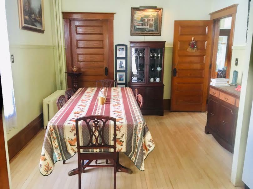 Le Petit Chateau Montebello B&B Kültér fotó